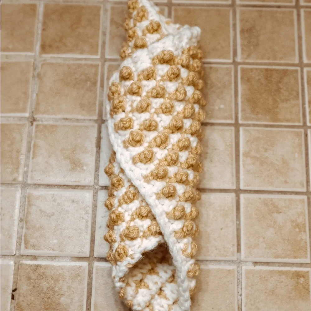 Acrylic Bobble Dishcloth W/ Tan Bobbles